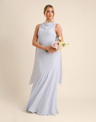 Six Stories - Bridesmaid - Crepe-Maxikleid in Blassblau mit hohem Wasserfallausschnitt