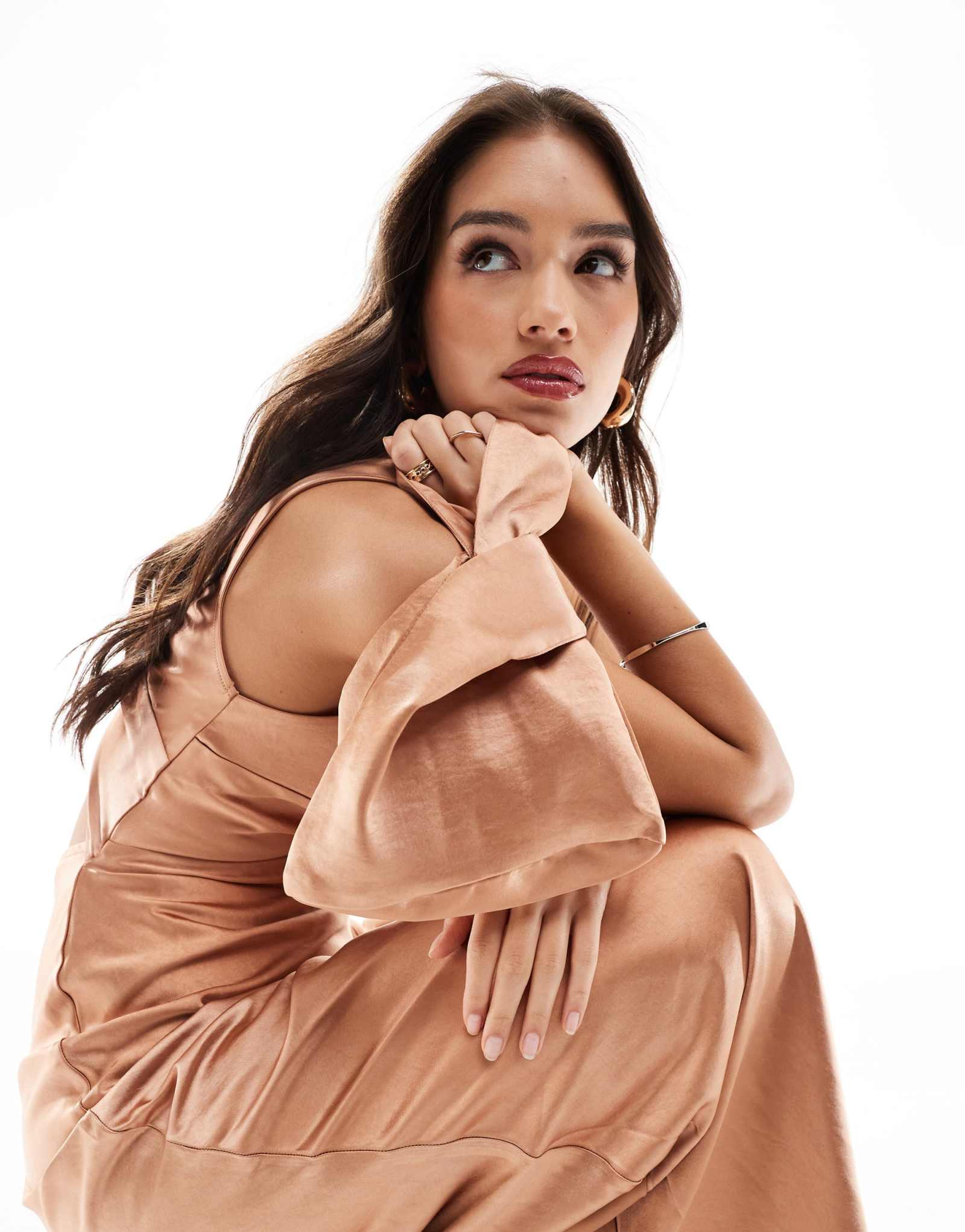 Атласная сумка-мешочек для подружек невесты Six Stories цвета жженого персика - часть комплекта 5990₽