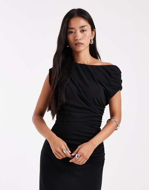 Six Stories Bridesmaids stretch asymmetric shoulder detail maxi dress with ruching in black, 4 of 4