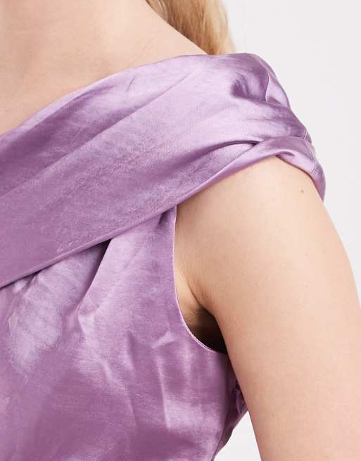 Six Stories - Bruidsmeisjes - Satijnen maxi jurk met blote schouder in orchidee, 3 van 4