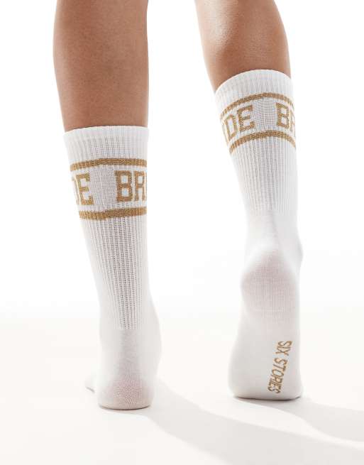 Six Stories - Chaussettes à inscription « Bride » - Blanc et doré, 3 de 3