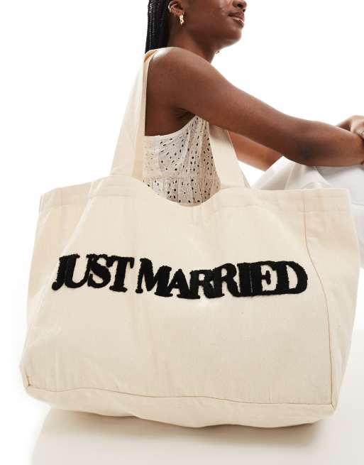 Six Stories – Kamiennobeżowa torba typu tote z napisem Just Married