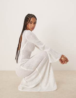 knit sequin long sleeve maxi dress with train in white