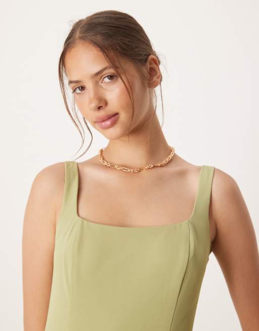 Six Stories – Midaxi-Kleid in Salbeigrün mit hinten längerem Saum, 4 von 4