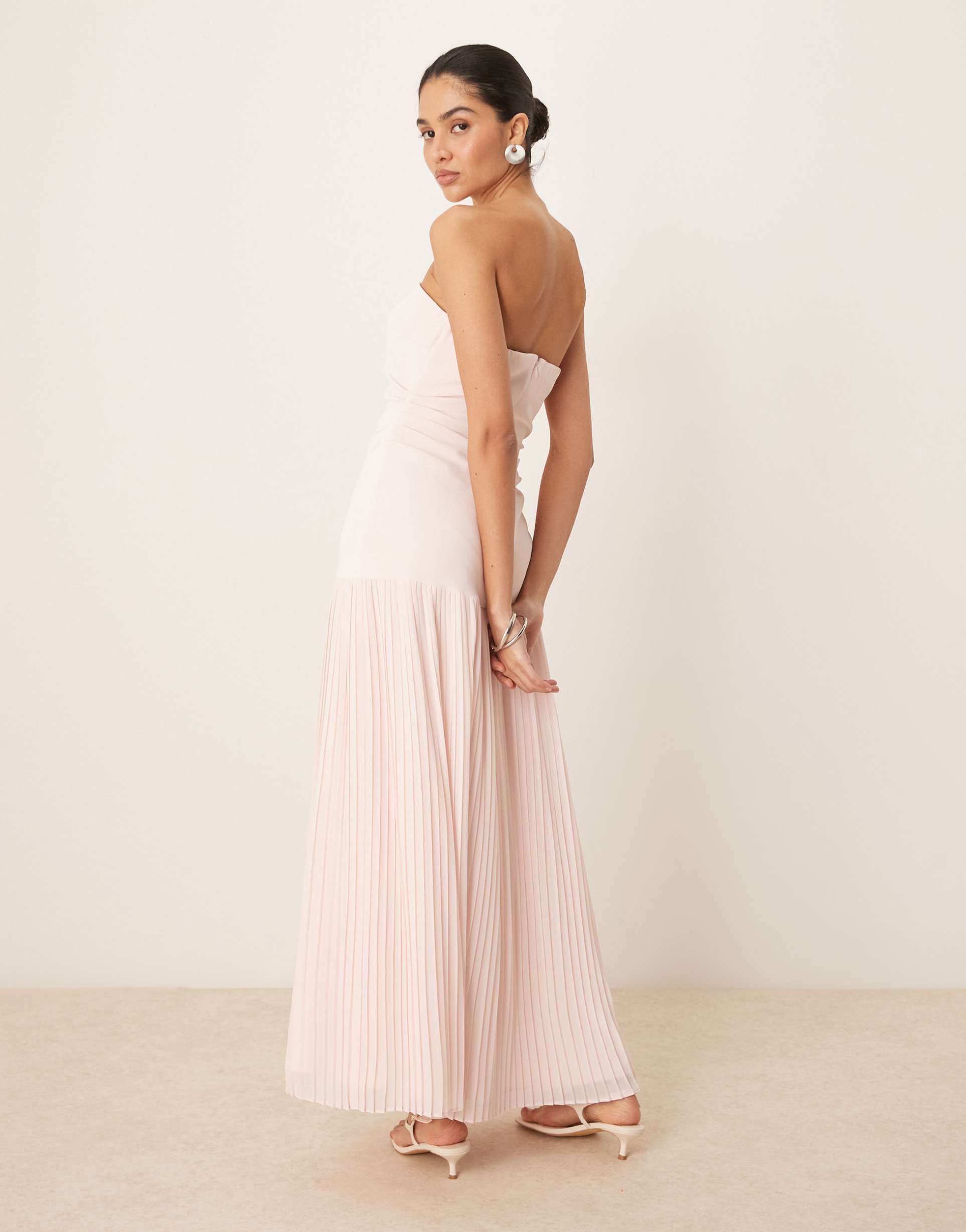 six stories pleated midi dress in blush pink