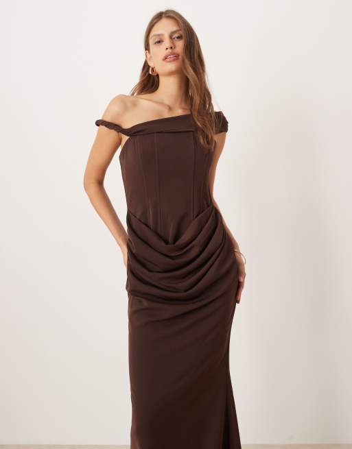 Six Stories - Robe longue avec corset à armatures et bretelle torsadée - Chocolat, 2 de 4