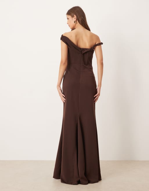 Six Stories - Robe longue avec corset à armatures et bretelle torsadée - Chocolat, 3 de 4