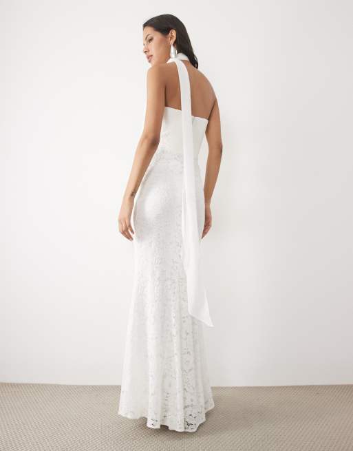 Six Stories robe longue de mariée en dentelle à bandeau avec détail écharpe blanche, 2 de 4