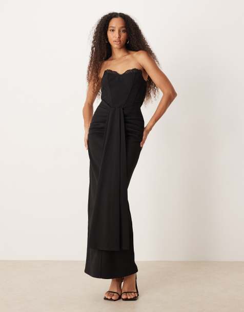 Six Stories - Strapless midaxi jurk met korset, overslag en cups van kant in zwart - view 1