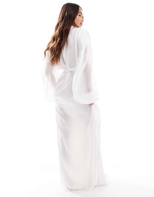 Six Stories Vestaglia da sposa lunga in raso avorio con maniche in chiffon ASOS