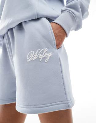 Six Stories Wifey Shorts In Blue