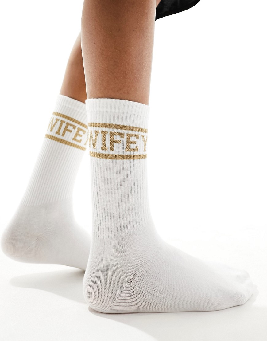 Wifey socks in white