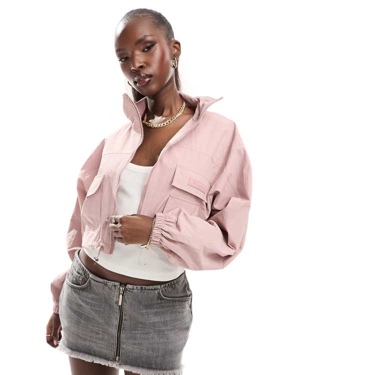 205533104-1-pink?$n_750w$&wid=