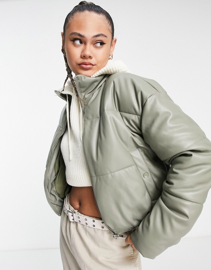 Sixth June cropped oversized puffer in faux leather in washed khaki-Green