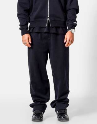 Jogginghose in Schwarz mit Herz-Logostickerei Schwarz L