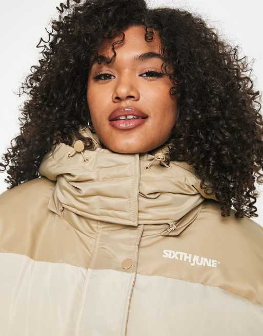theory luxe フード付きベージュジャケット Sixth June Plus high neck cropped puffer jacket in stone contast