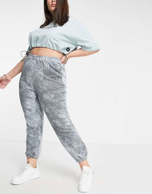 Sixth June Plus Lassige Jogginghose Mit Batik Muster Kombiteil Asos