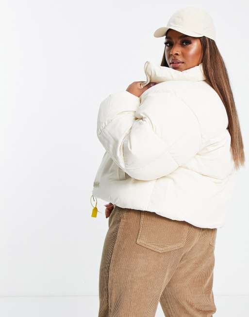 White 2025 cropped puffer