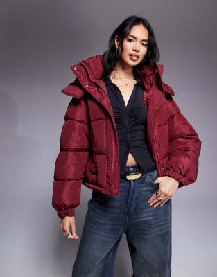 puffer coat with hood in burgundy-Red