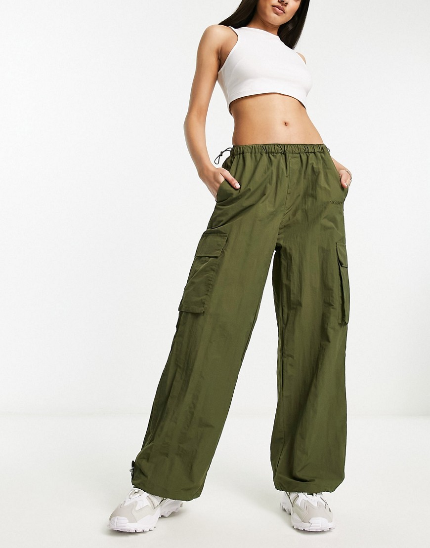 Sixth June ripstop parachute trousers with back pocket embroidery in khaki-Green