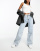 Thumbnail 1 van 5