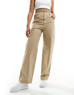 tie waist detail pants in beige-Neutral