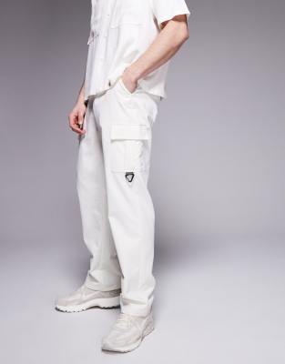 Sixth June Sixth June utlity cargo trouser with hardwear detail in cream-White
