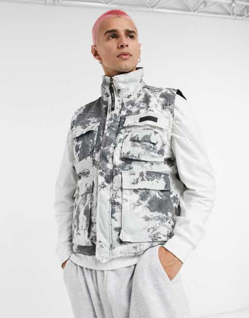 Snow camo vest sale