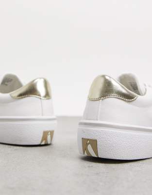 skechers white and silver sneakers