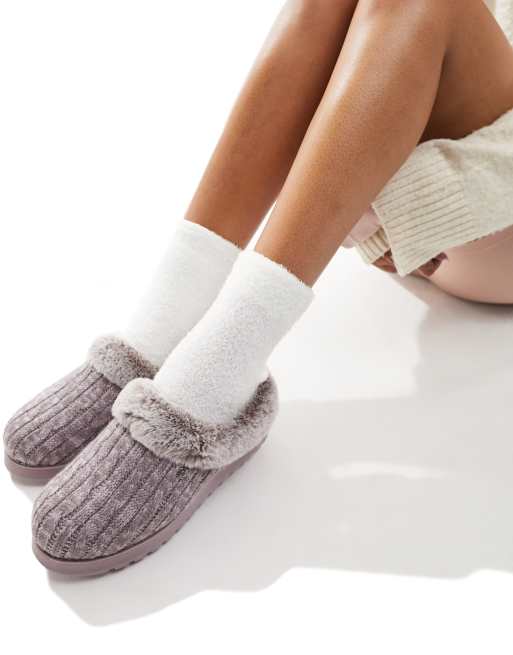 Skechers on sale knit mule