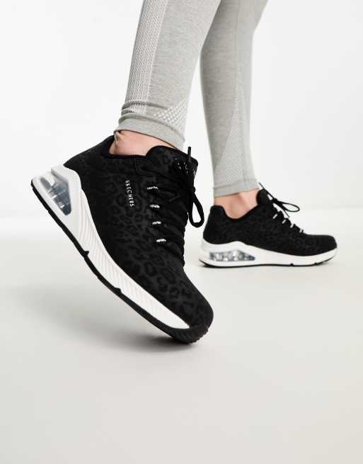 Skechers black on on sale black