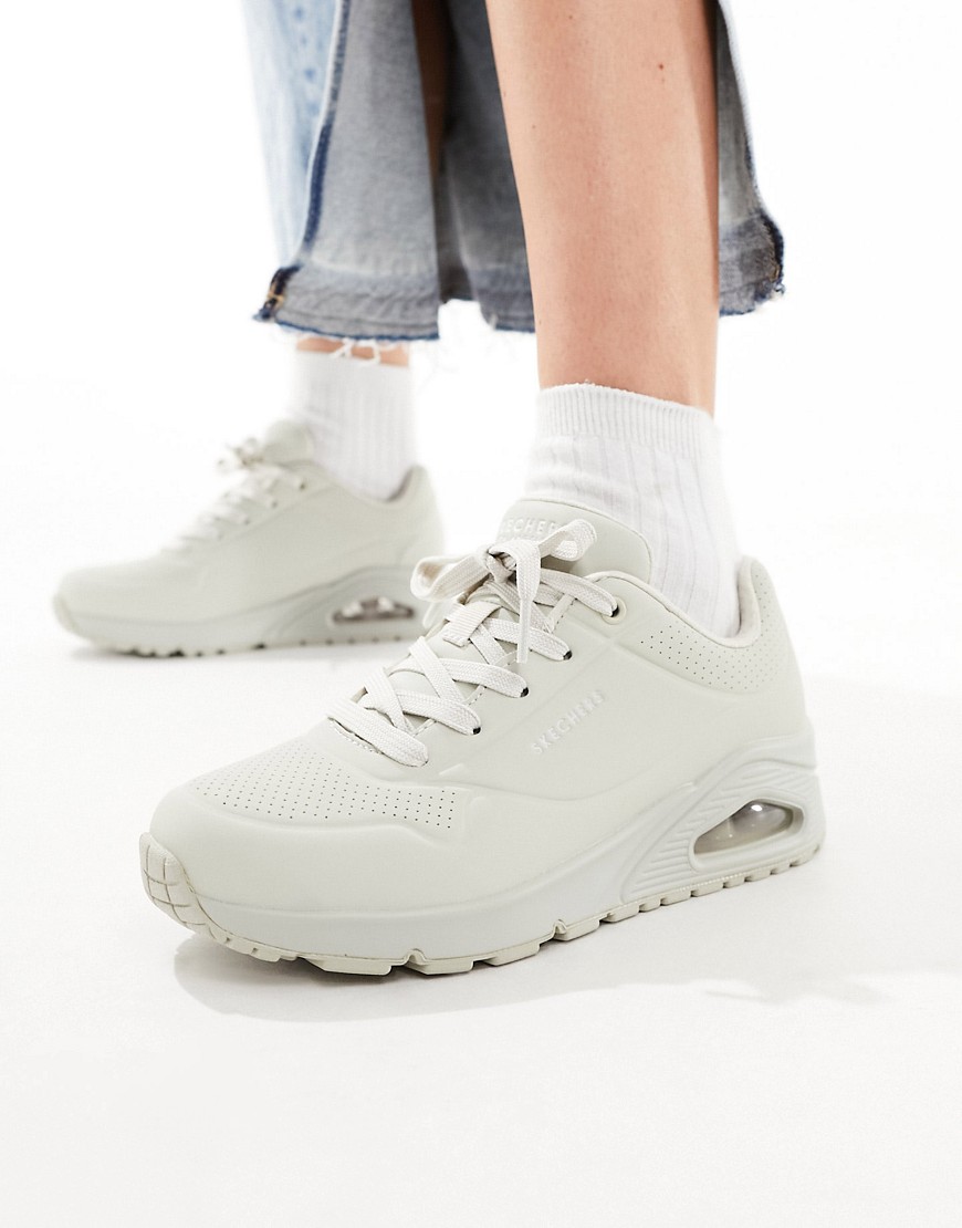 Skechers Uno stand on air trainers in off white