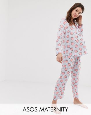 Sketchy hjerte traditionel pyjamas buksesæt fra ASOS DESIGN Maternity-Multifarvet