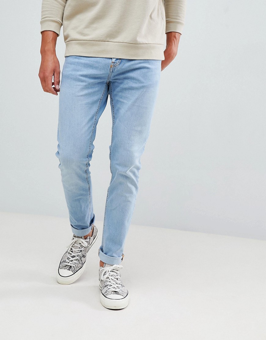 Skinny jeans i lys blå fra Bershka