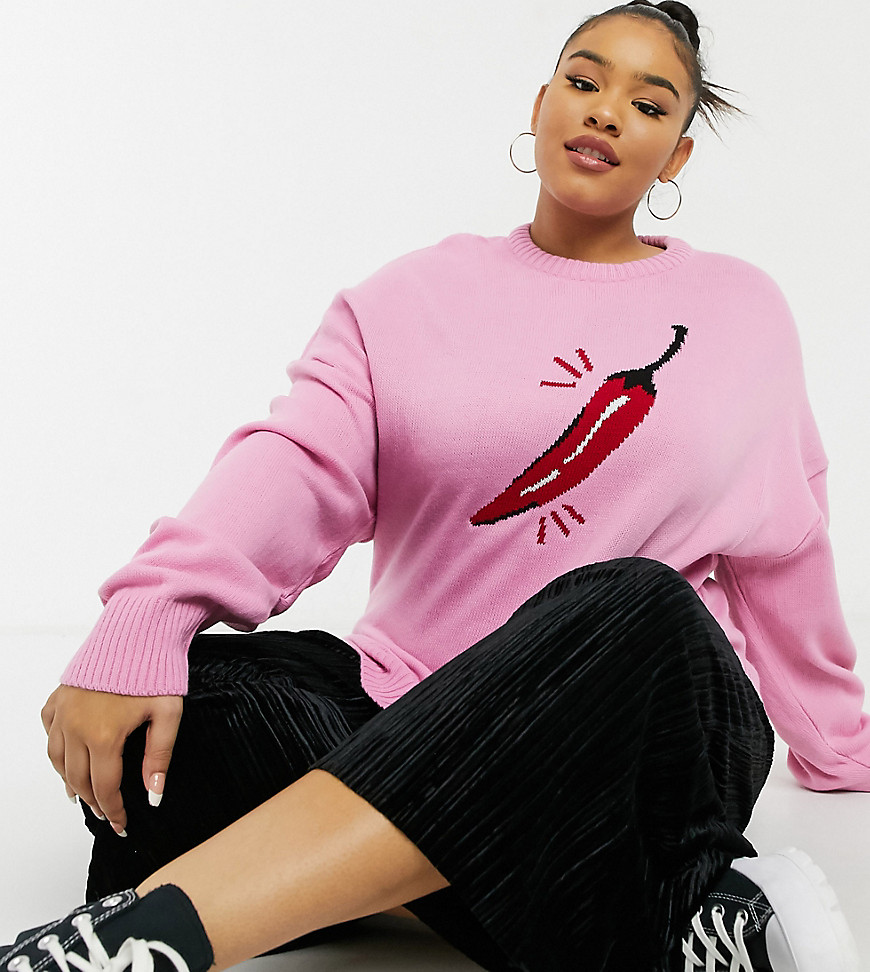 Skinnydip Curve – Avslappnad stickad tröja med chilifrukt och text-Rosa