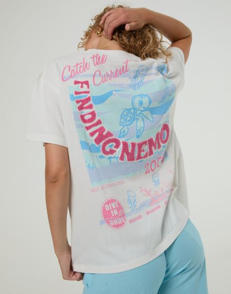 Skinnydip Disney finding nemo catch the current t-shirt in white - view 1