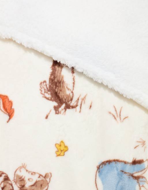 Skinnydip Disney winnie the pooh blanket in white, 2 of 4