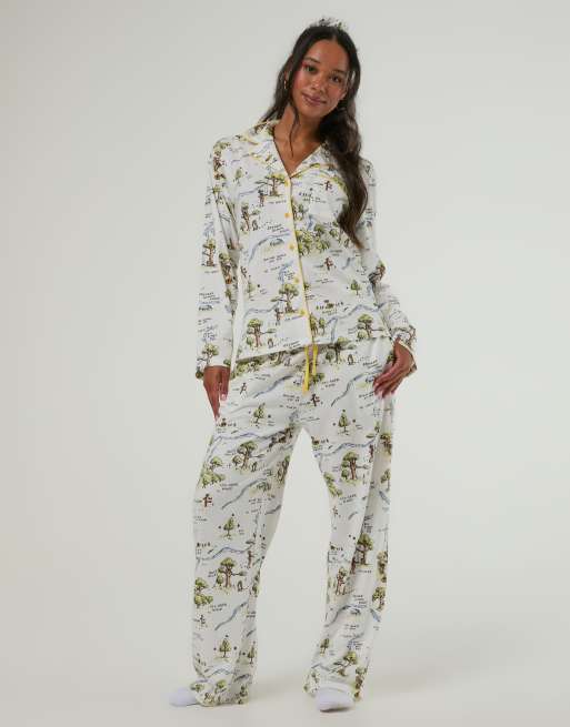 Skinnydip Disney winnie the pooh hundred acre wood pyjama set with scrunchie in white, 4 of 4