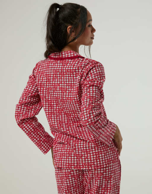 Skinnydip Gingham bow christmas pyjama set with scrunchie in red, 2 of 4