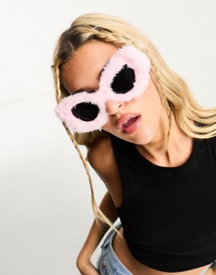 Skinnydip London cateye festival sunglasses in pink faux fur