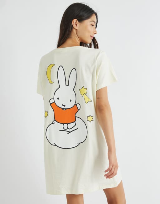 Skinnydip london miffy cloud night dress in ecru in pink - LPINK