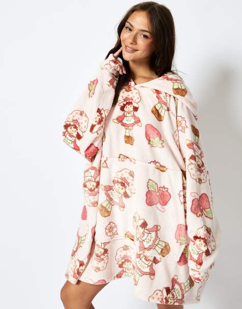 Skinnydip London Strawberry Shortcake x Skinnydip Blanket Hoodie in Pink - view 1