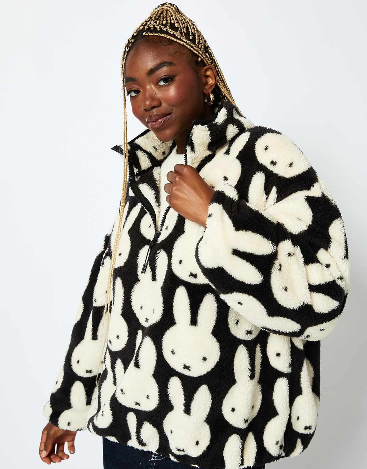 Skinnydip Miffy x Skinnydip Repeat Print Longline Fleece in Black and White