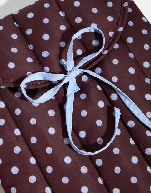 Skinnydip Polka dot quilted bow laptop sleeve 16" in brown, 2 of 3
