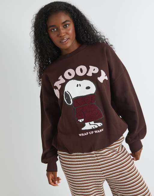 Skinnydip Skinnydip london snoopy wrap up warm sweatshirt in brown