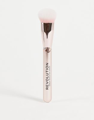 фото Скошенная кисть для нанесения тонального крема revolution create angled foundation brush r8-бесцветный