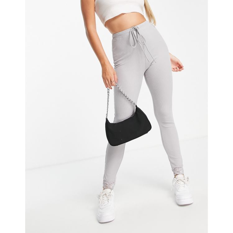 Gerippte Leggings mit hohem Baumwollanteil, ausgestelltem Bein und