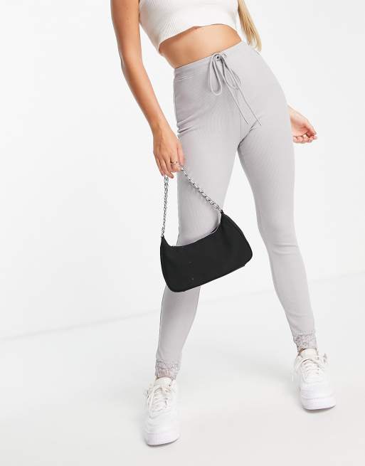 Skylar Rose - Legging côtelé d'ensemble à taille haute et ourlet à dentelle