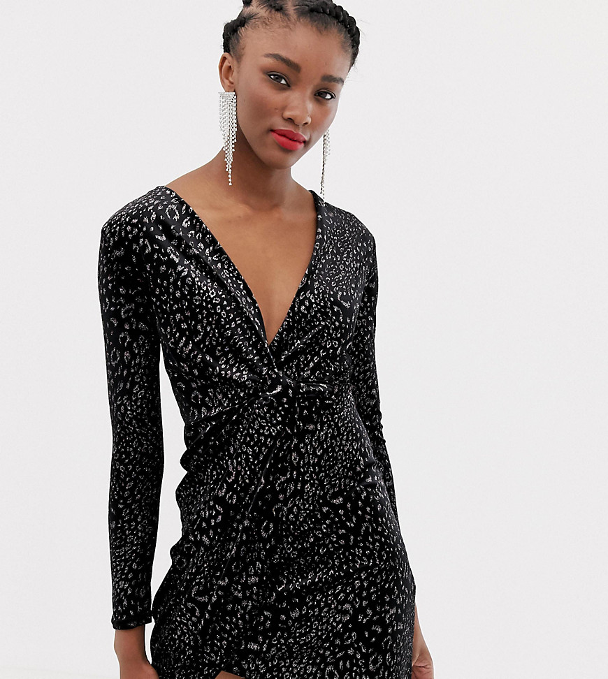 Slå-om-kjole i leopard-printet fløjl fra New Look-Sort