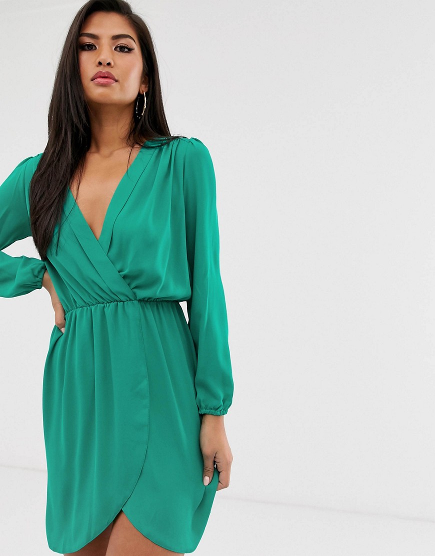 Slå-om-kjole med lange ærmer fra Love-Grøn
